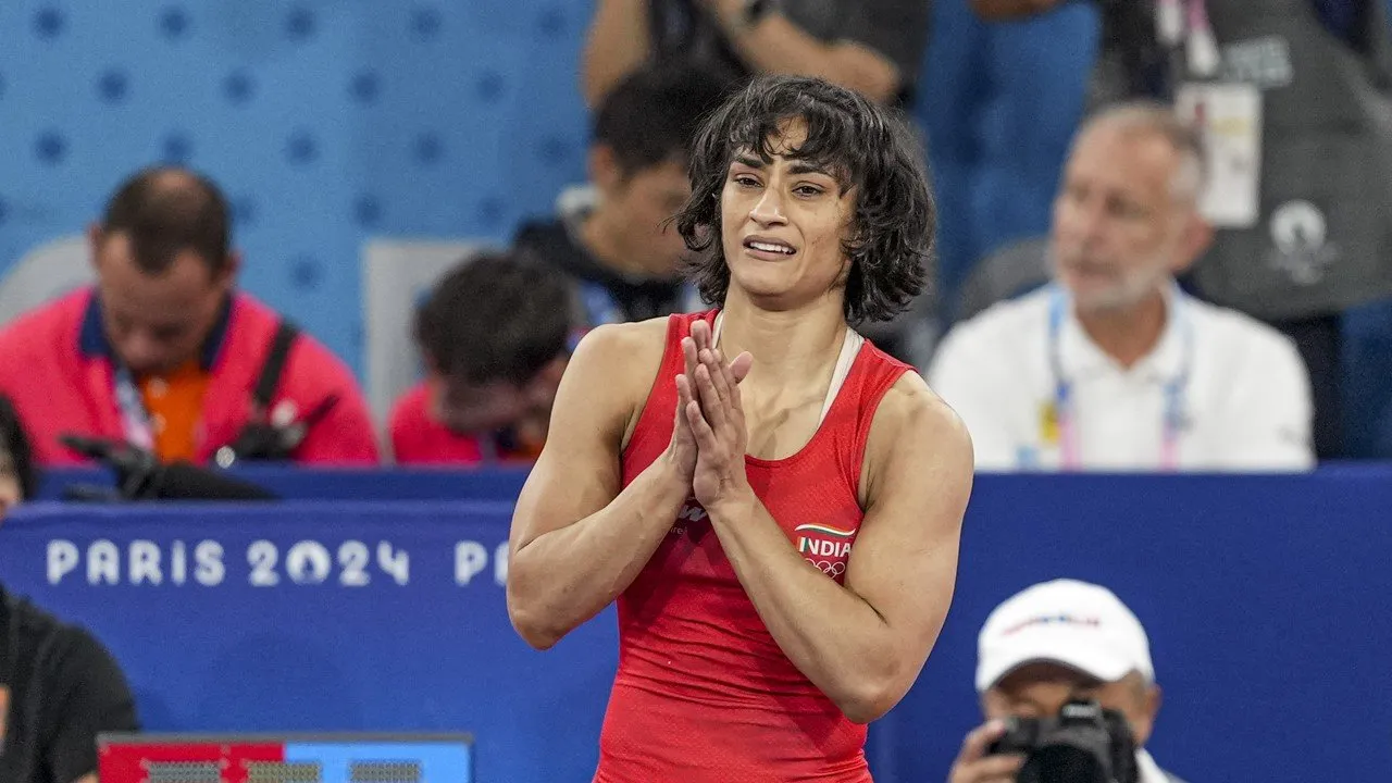 Vinesh Phogat Disqualified